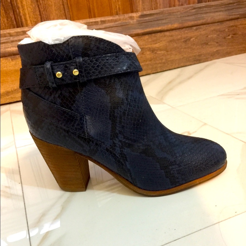 Boden Navy Snake Print Booties